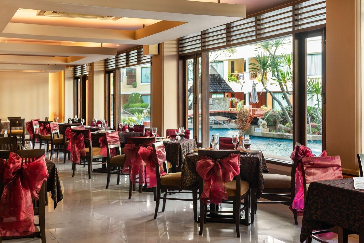 Patong-Paragon-Restaurant-38