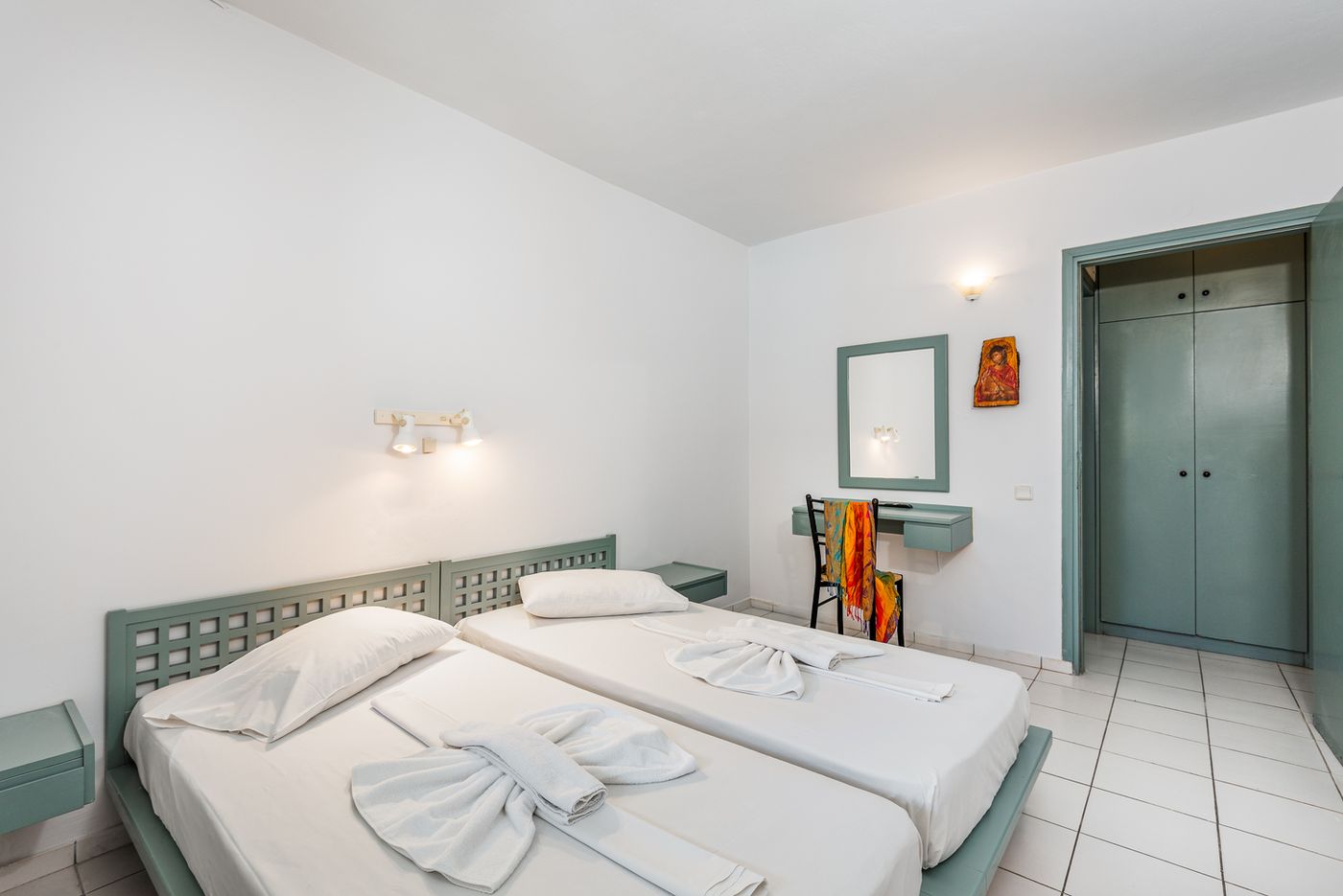 Aphea-Village-Room-33