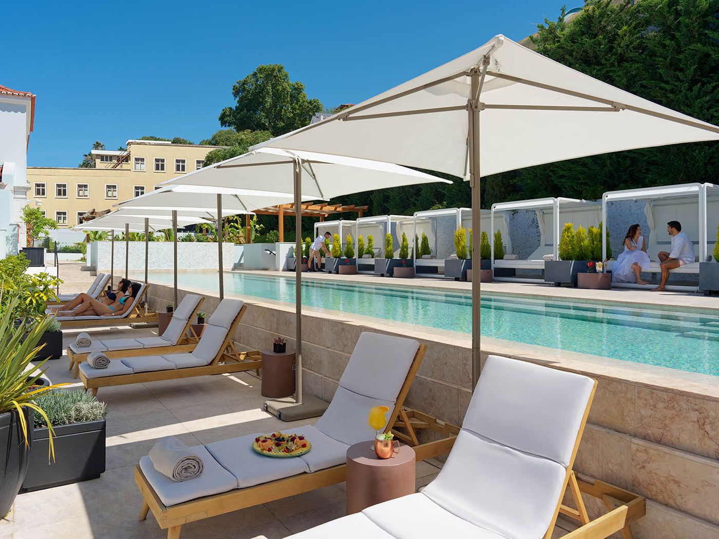 The-One-Palacio-Da-Anunciada-Pool-56