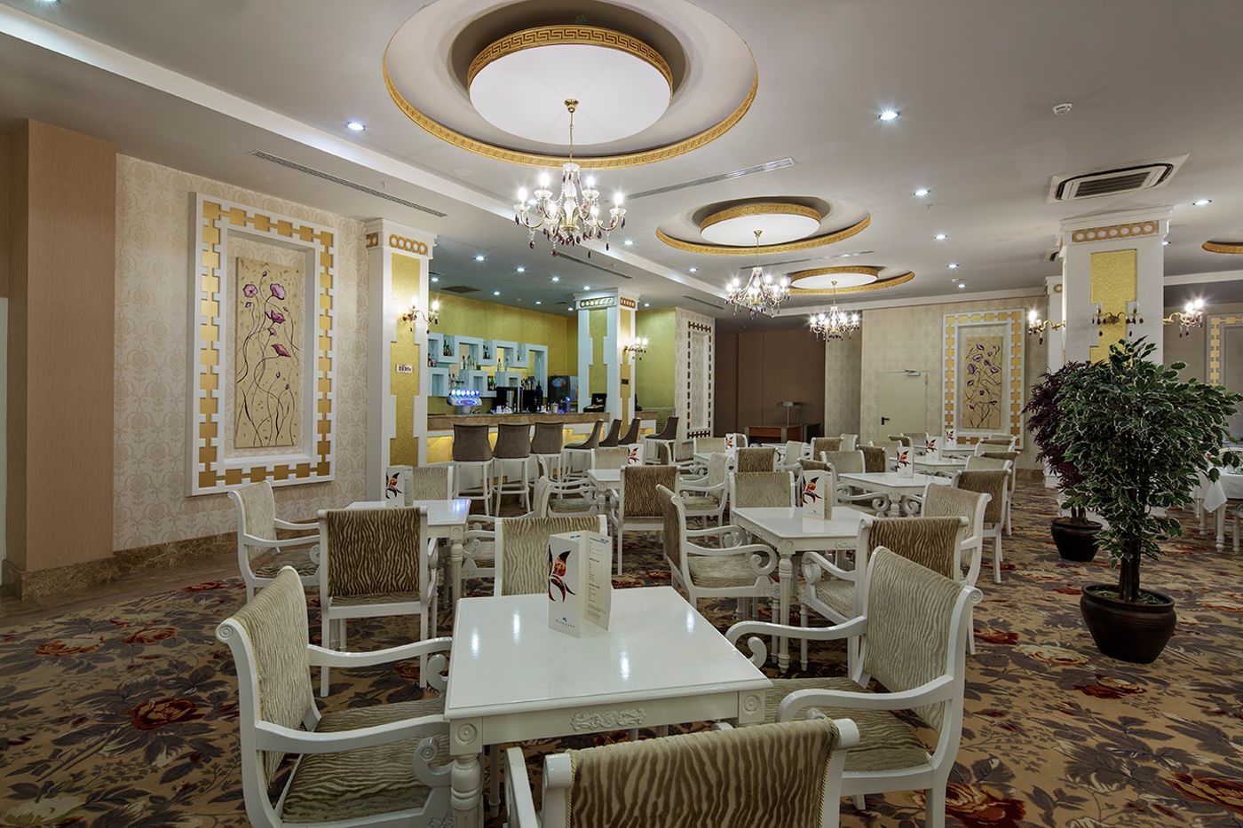 Crystal Tat Beach Golf Resort And Spa