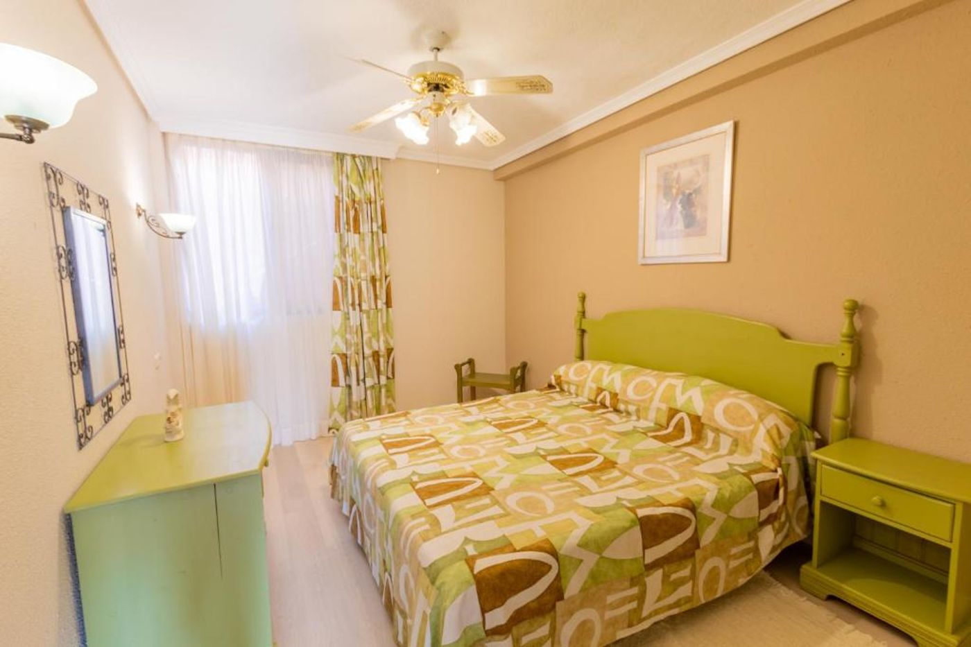 Paradise-Court-Aparthotel-Room-9