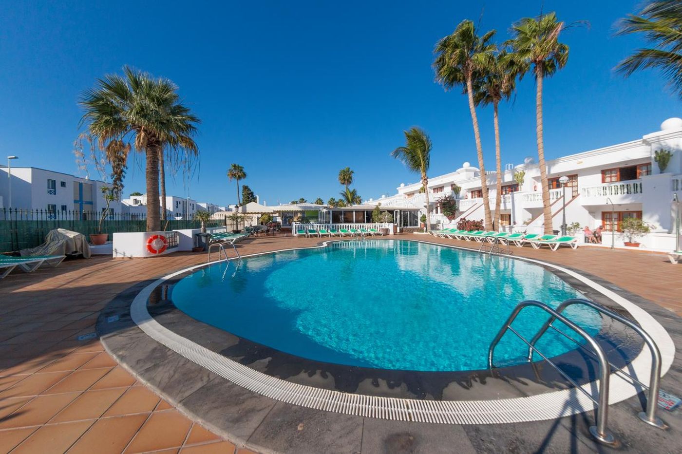 Montana Club Apartments