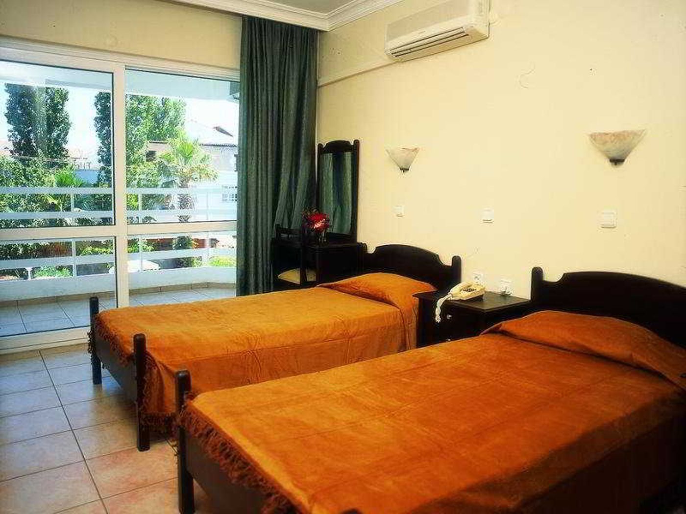 Ertur-Room-7