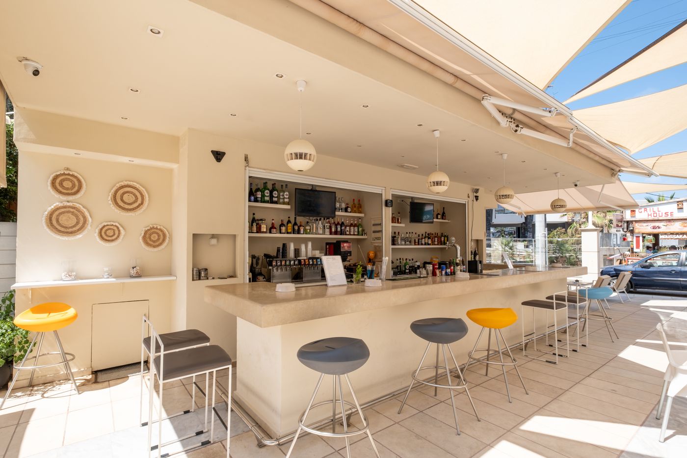 Dimitrios-Beach-Hotel-Bar-16