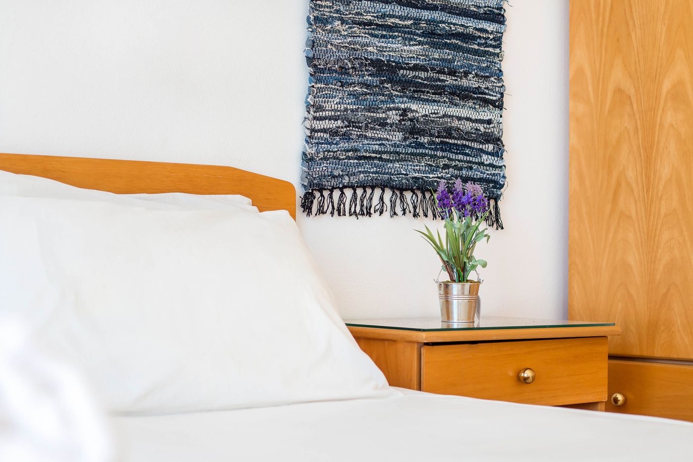 Kiras-Studios-Room-17