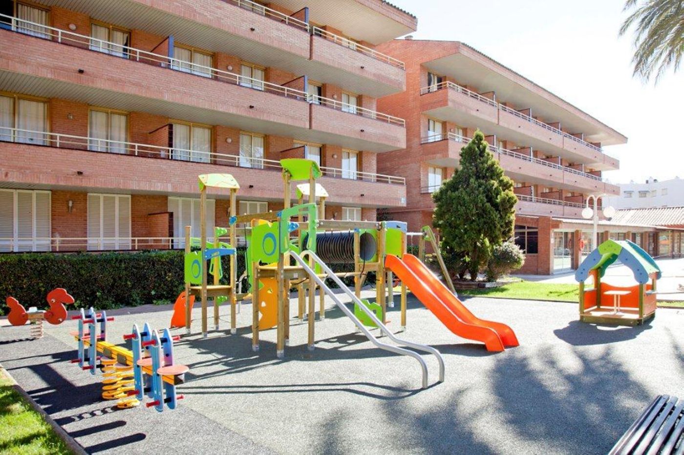 Voramar-Sports-and-Entertainment-26