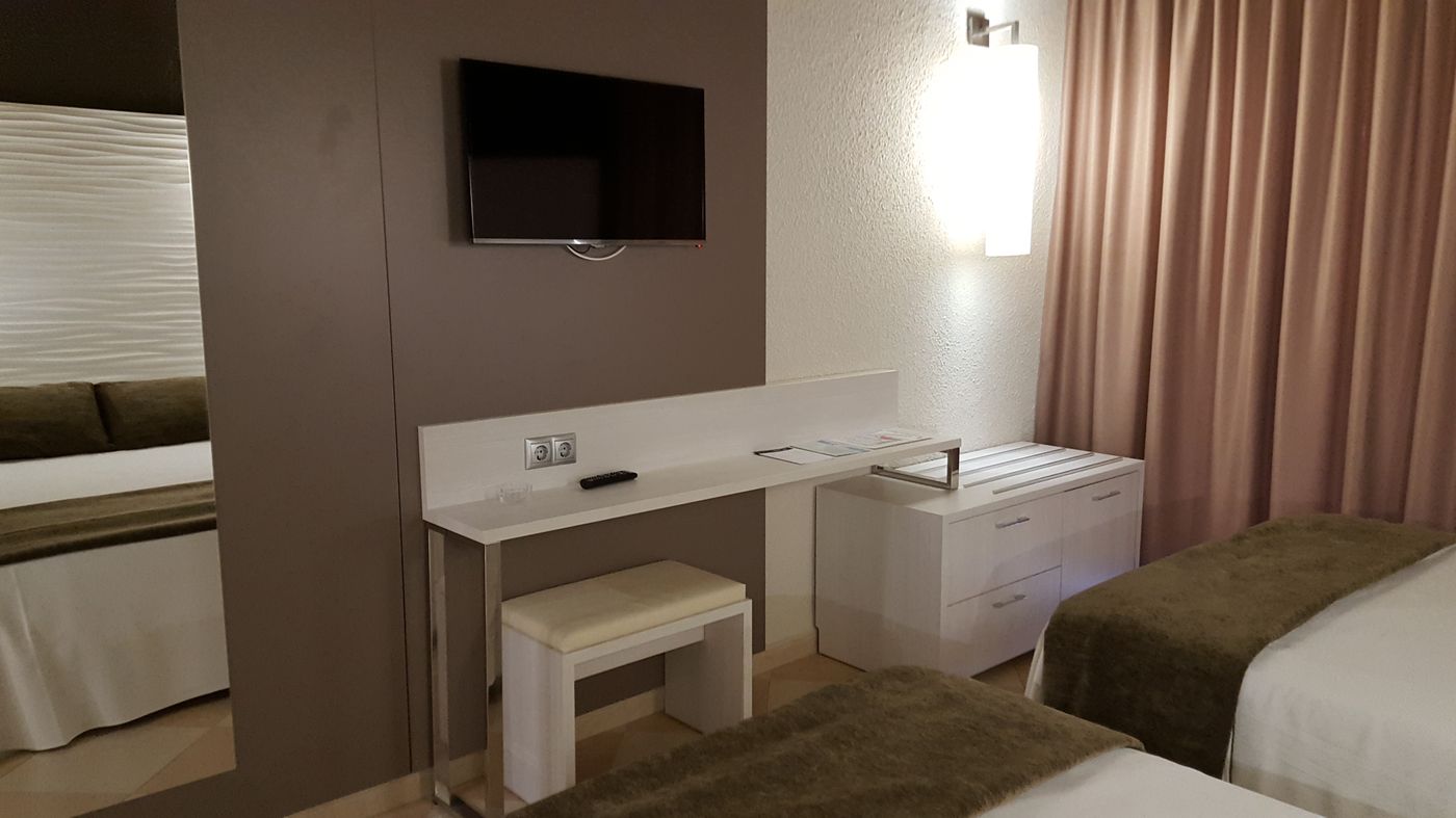 Augustus-Hotel-Room-28