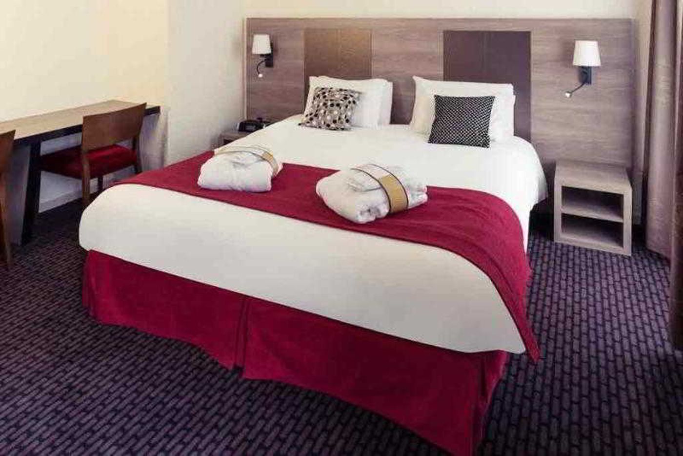 Mercure Annecy Centre Hotel-France-Annecy-General view-1