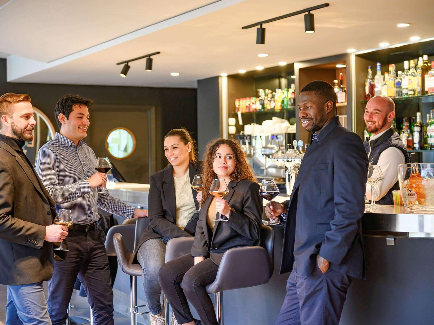 Novotel-Paris-Creteil-Le-Lac-Bar-22