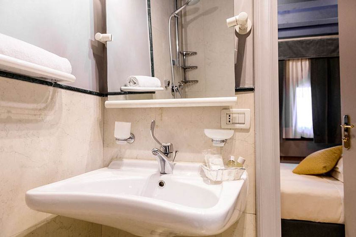 Hotel-Tiziano-Room-39