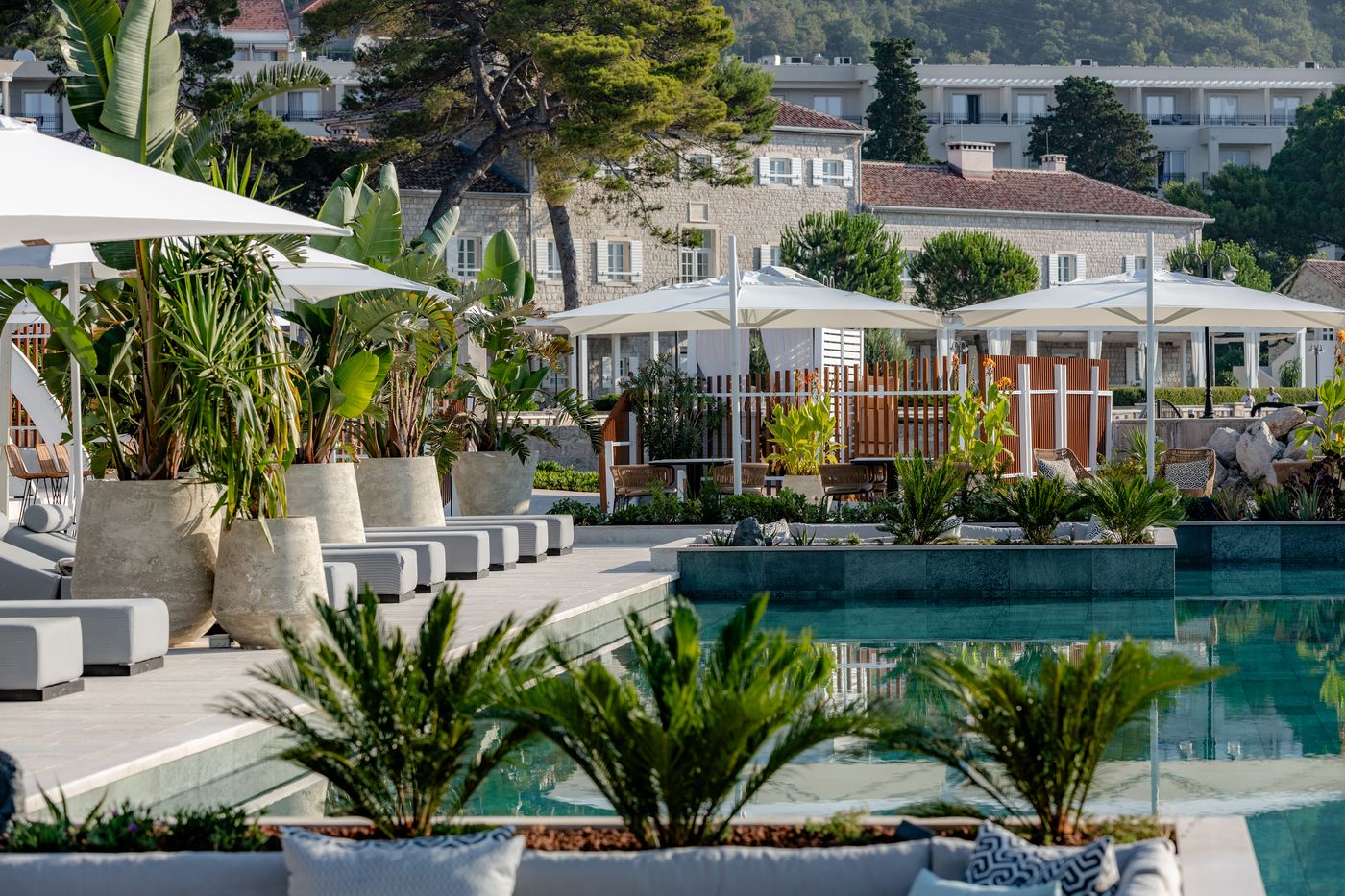 Lazure-Hotel---Marina-Beach-2