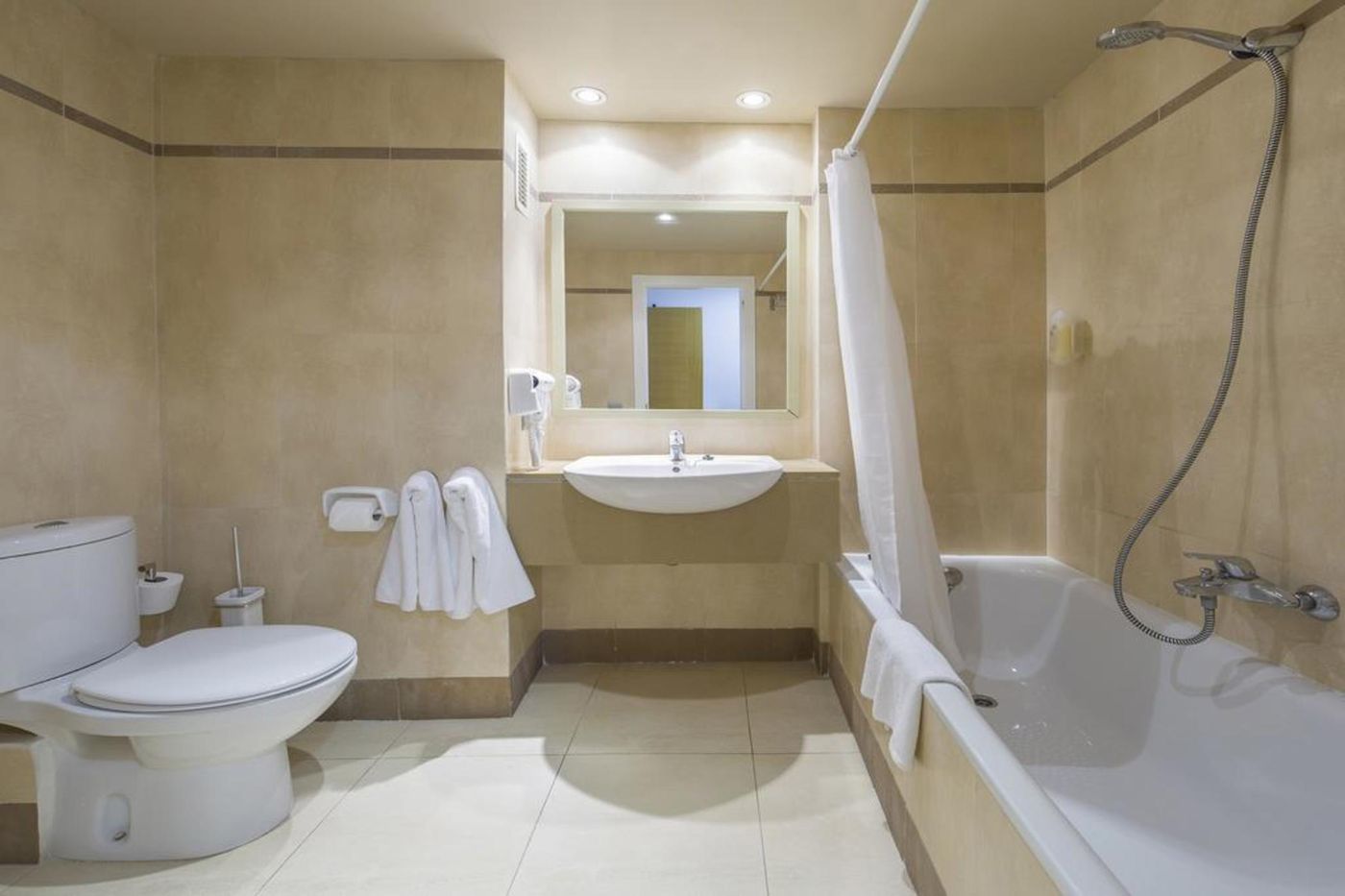 Playasol-The-New-Algarb-Room-28