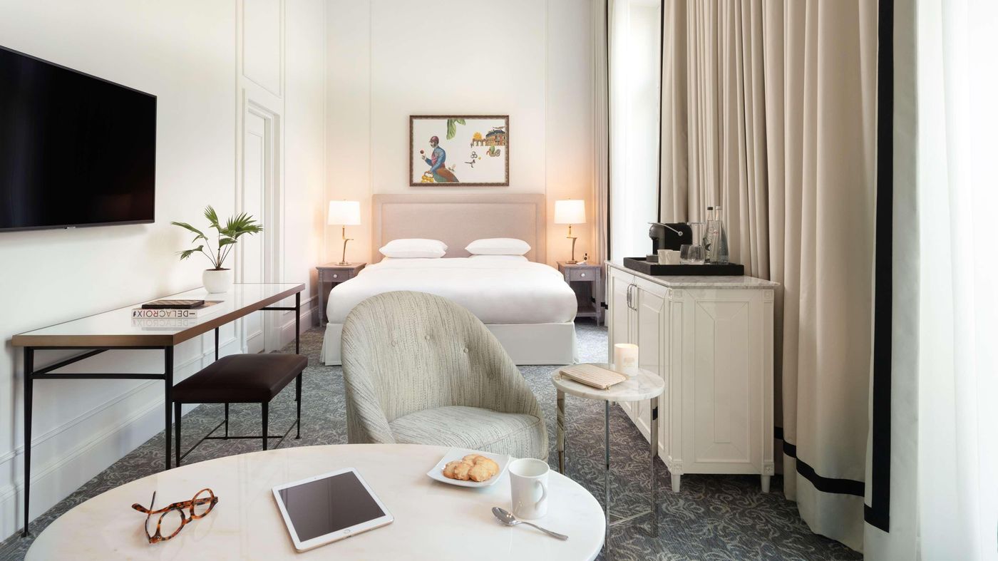 Hotel-du-Louvre-in-the-Unbound-Collection-by-Hyatt-Room-34