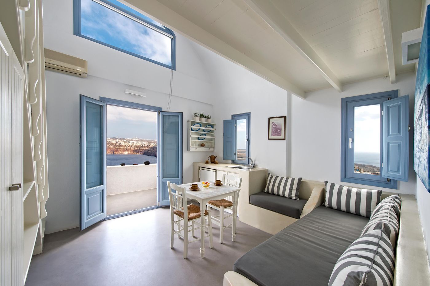 Apanemo-Hotel-Room-5