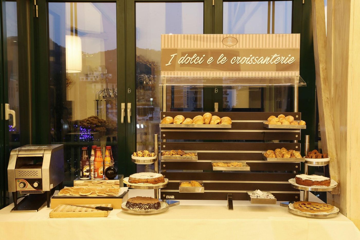 Columbia-Charming-Spa-Restaurant-86