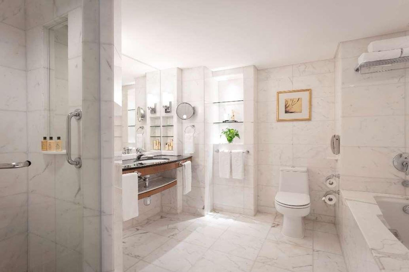 Kowloon-Shangri-La-Hong-Kong-Room-52