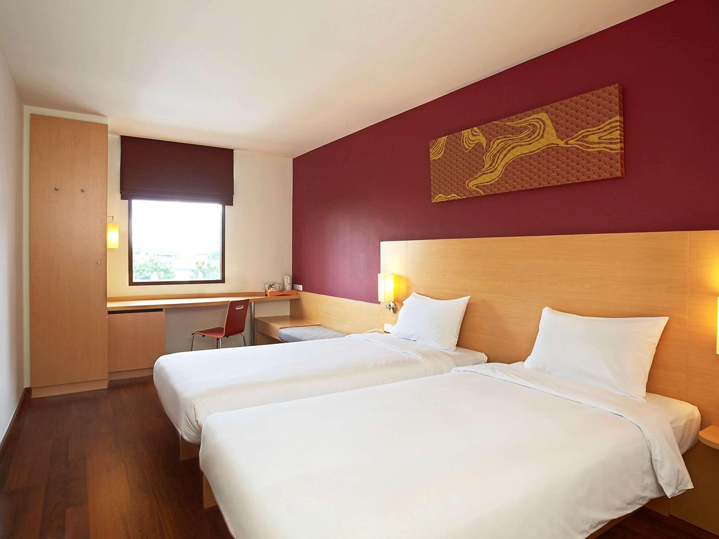 ibis-Bangkok-Riverside-Room-9