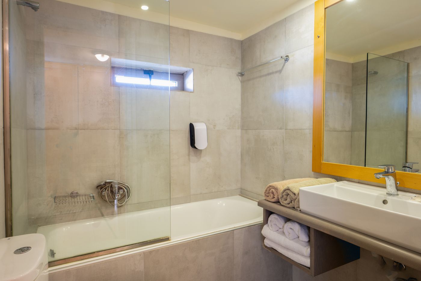 Ariadne-Beach-Room-34