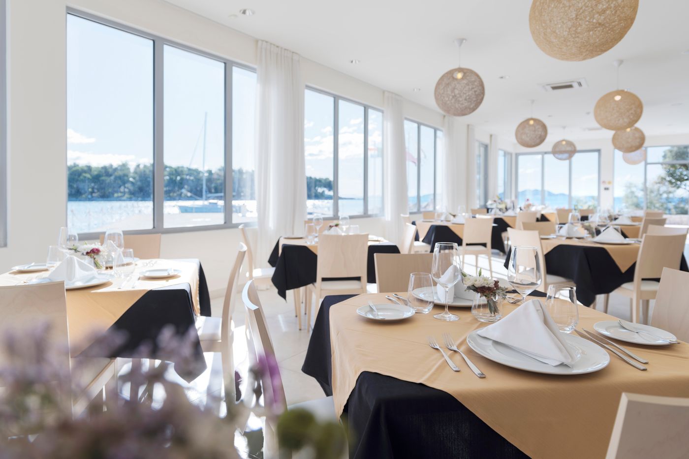 Crvena-Luka-Hotel---Resort-Restaurant-37