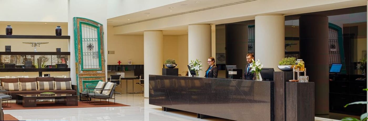 H10-Berlin-Ku-damm-Lobby-12