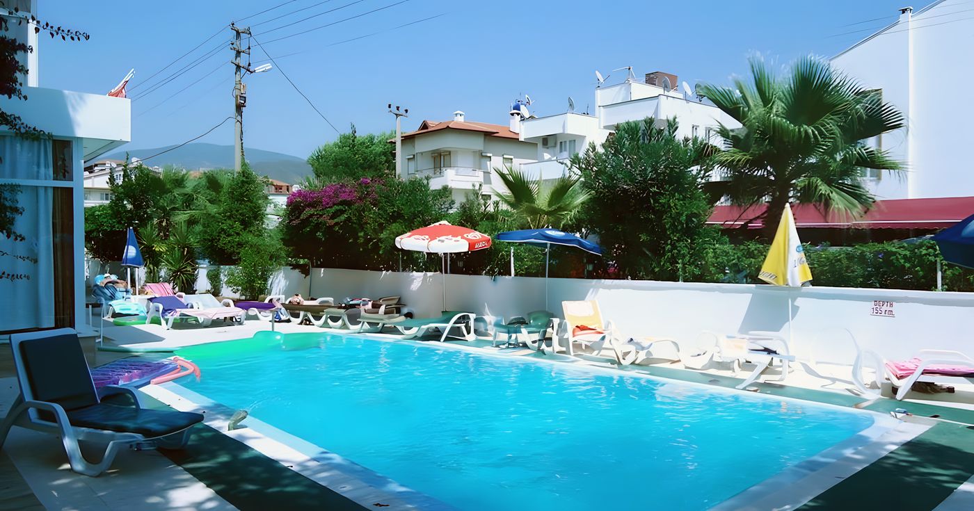 New  Blue Maris Hotel