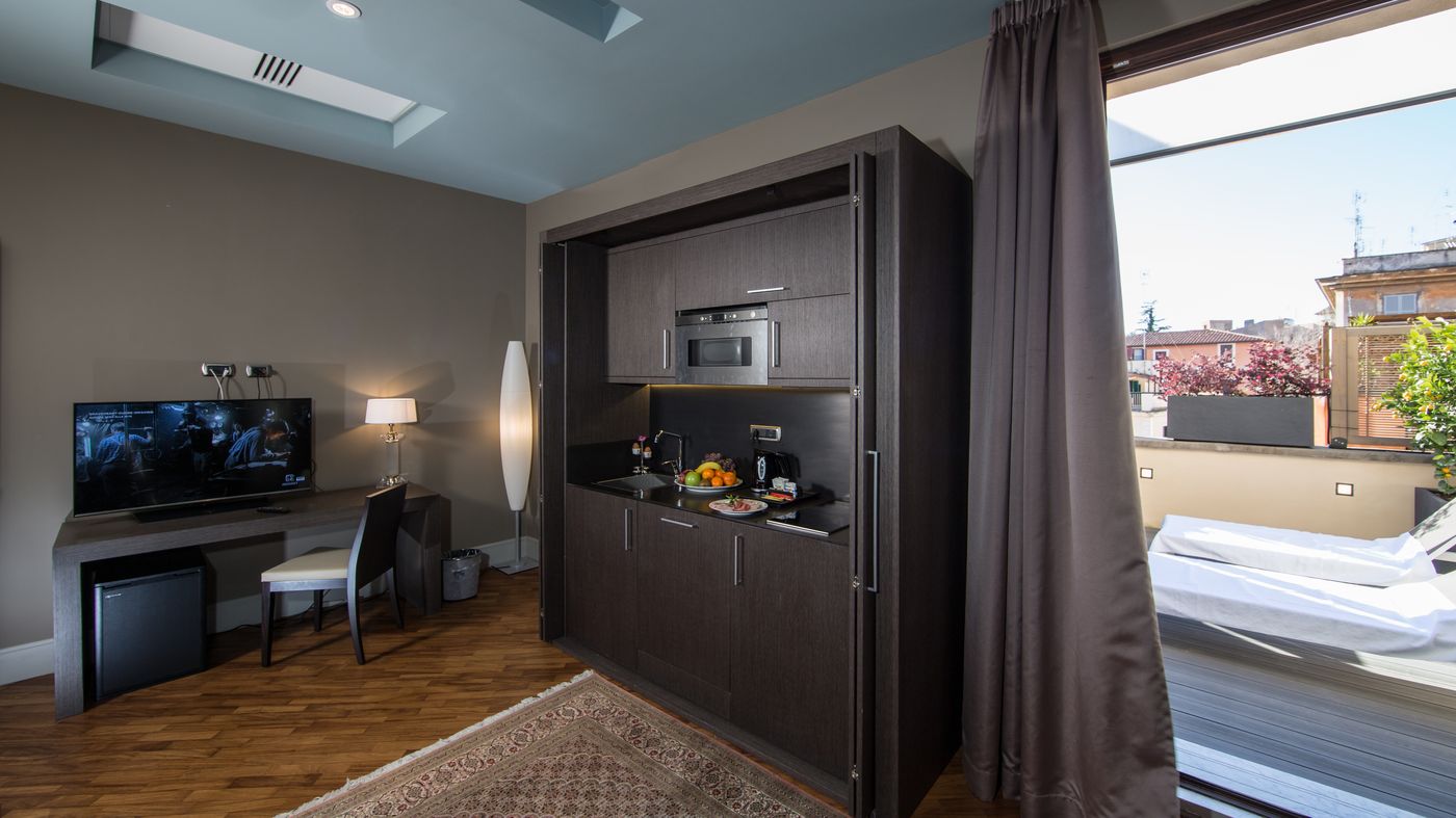 Monti-Palace-Hotel-Room-5