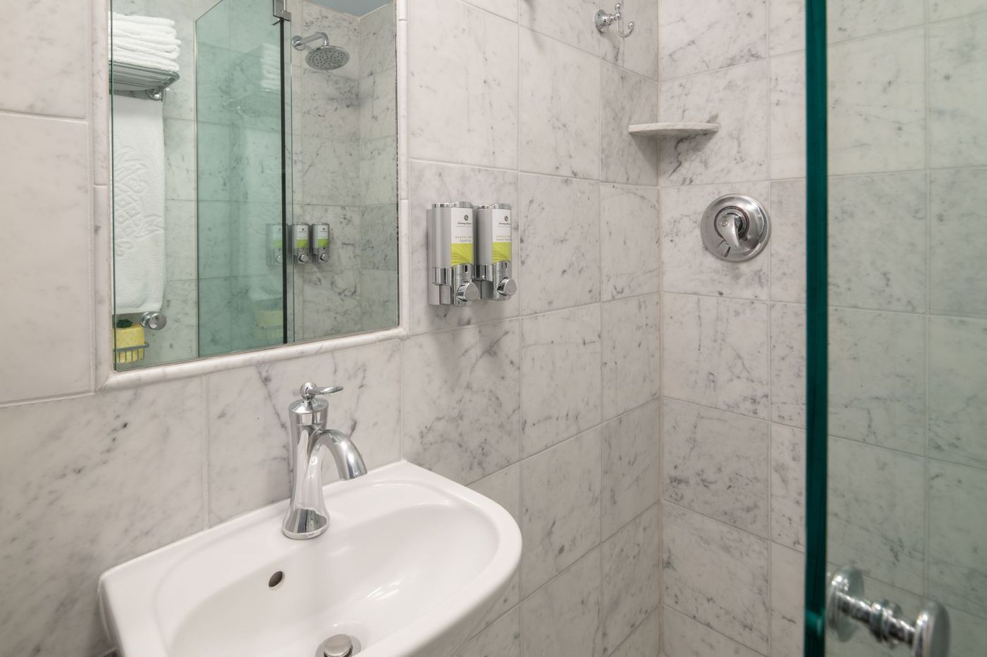 Stay Pineapple, A Delightful Hotel