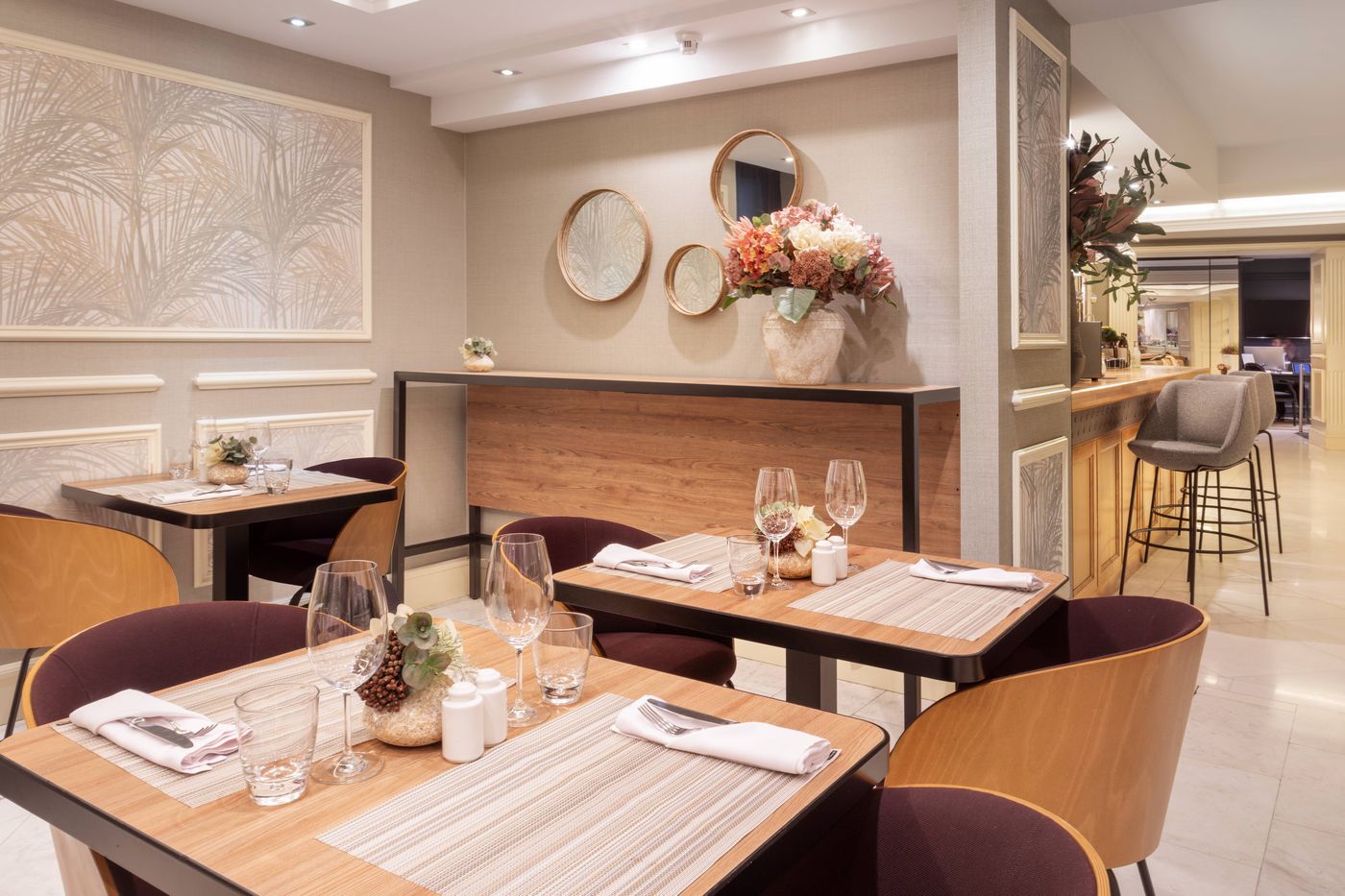 Catalonia-las-Cortes-Lobby-17