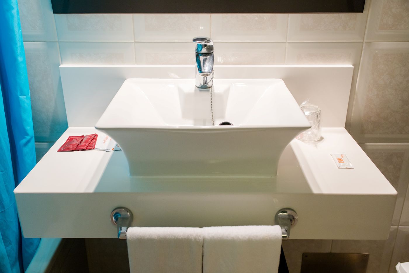 Los-Dragos-Del-Norte-Room-27