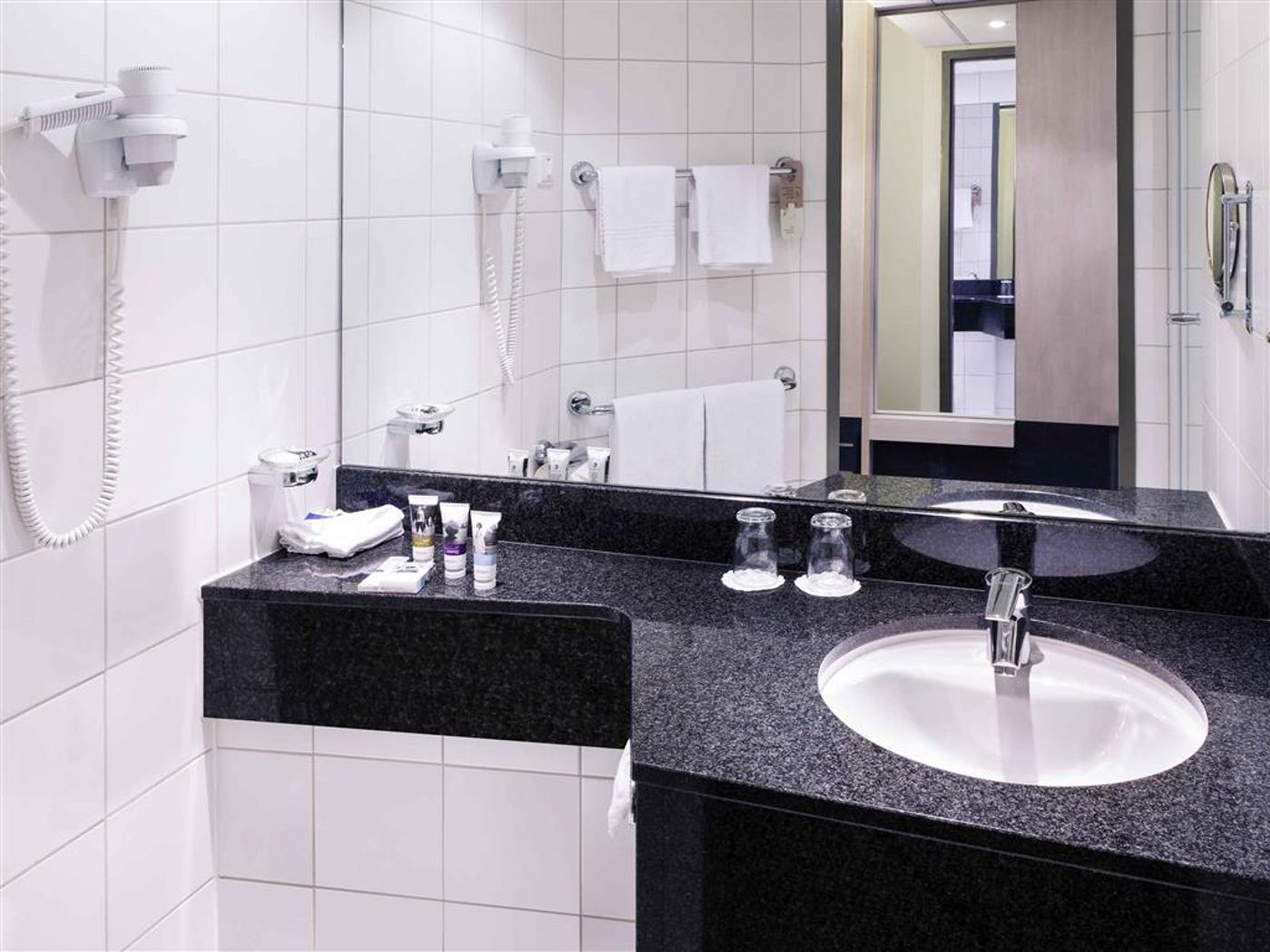 Mercure-Hotel-Berlin-City-Room-57