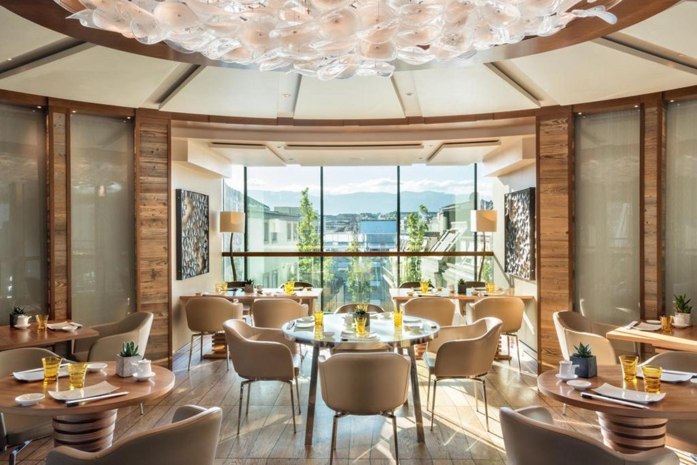 Four-Seasons-Hotel-Geneva-Restaurant-70