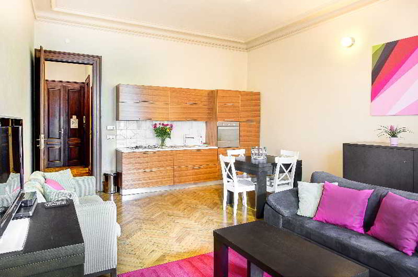 The-Art-House-Room-12