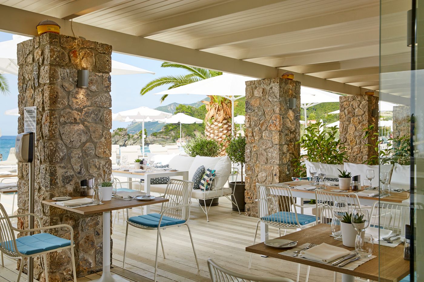 Mayor-Pelekas-Monastery-Restaurant-15