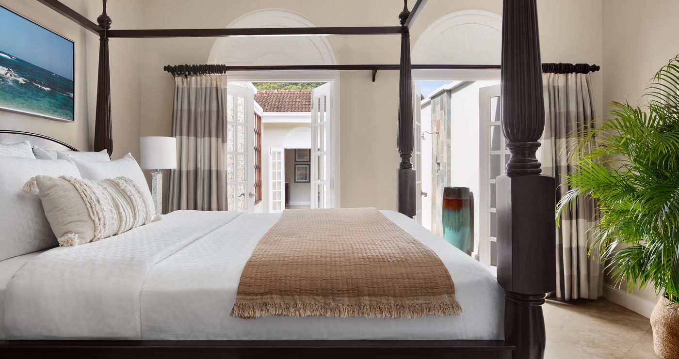 Sandals-Ochi-Beach-Resort-All-Inclusive-Adults-Only-Room-47