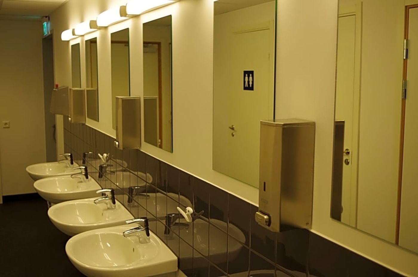 Spoton Hostel Sportsbar-Sweden-GOTHENBURG-General view-2