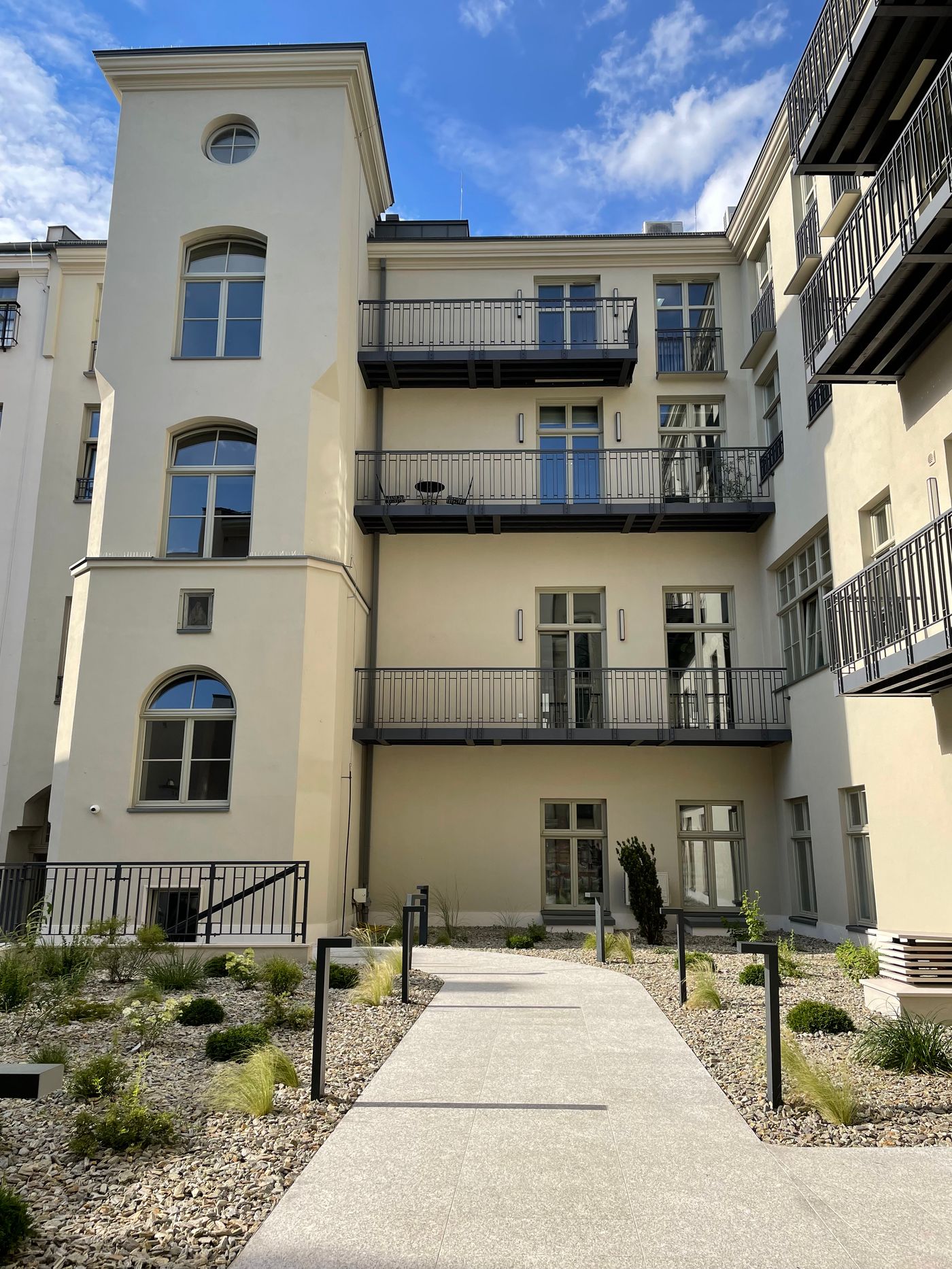 Art-Boutique-ApartHotel-Room-4