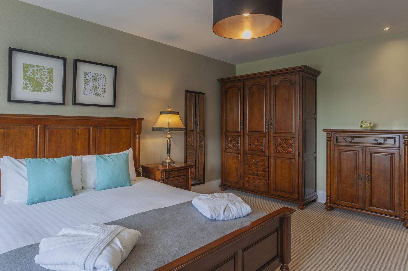 Glenroyal-Hotel---Leisure-Club-Room-5