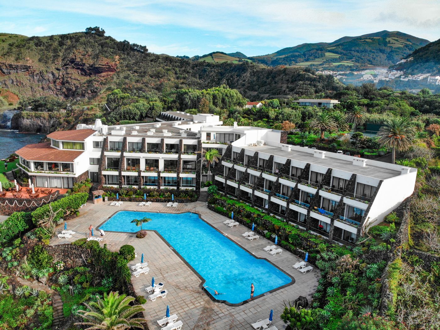 Caloura-Hotel-Resort-General-view-1