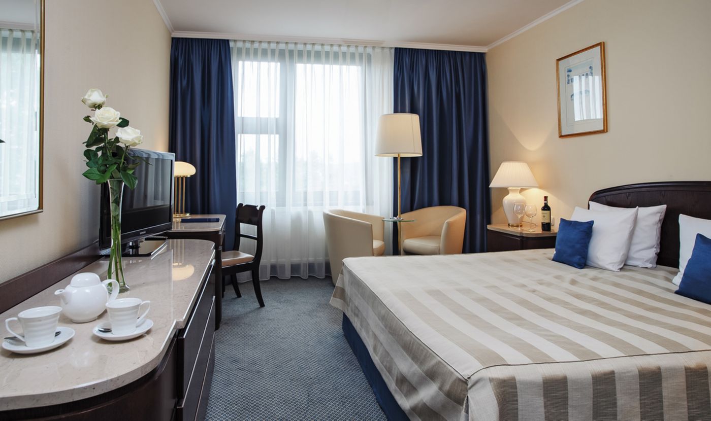 Booking-Hotel-Crown-Piast---Spa-Room-14