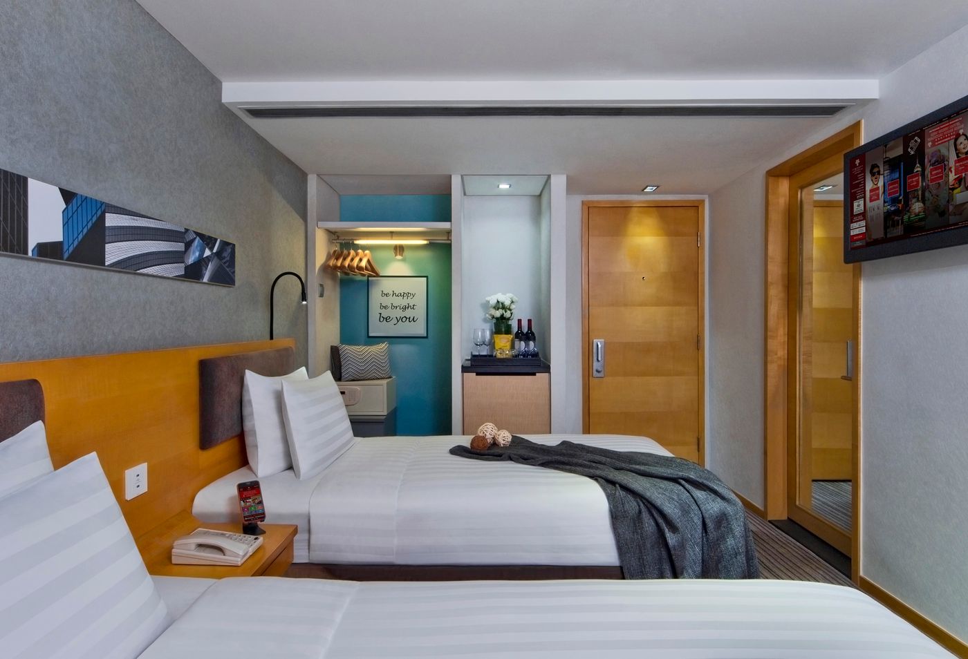 Kew-Green-Hotel-Wanchai-Hong-Kong-Room-13