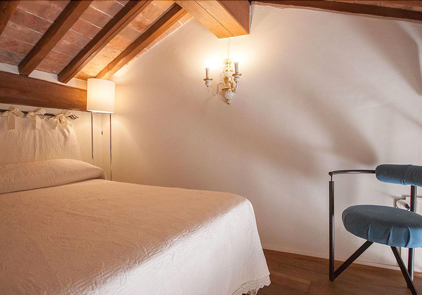 A-Casa-Mastacchi-Room-6