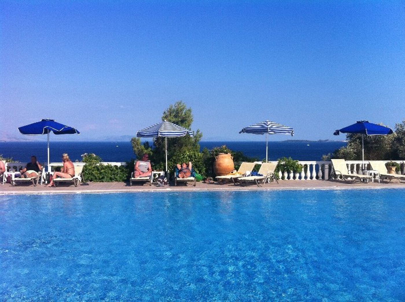 Nautilus-Hotel-Pool-4