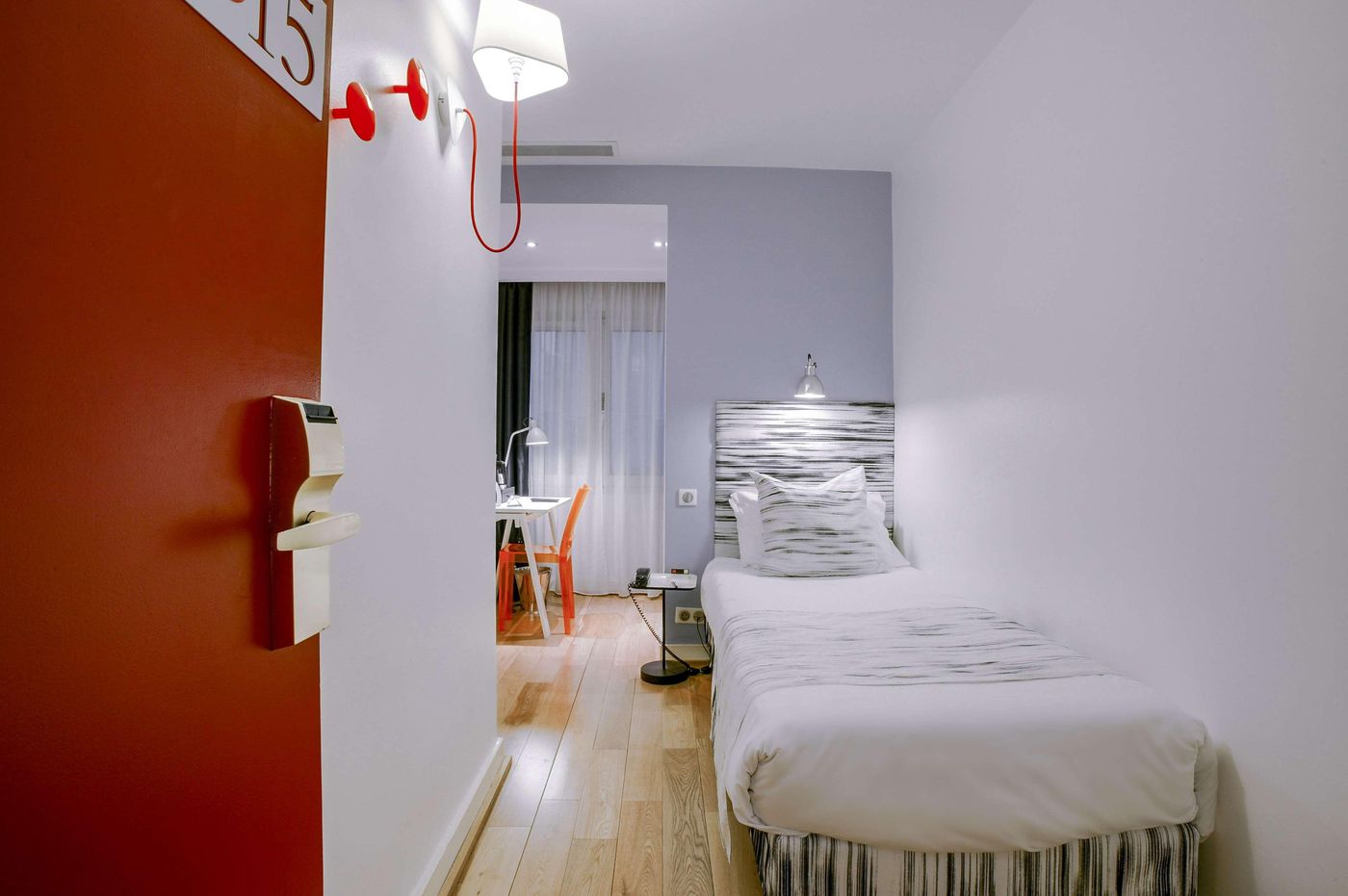 Astoria-Astotel-Room-31