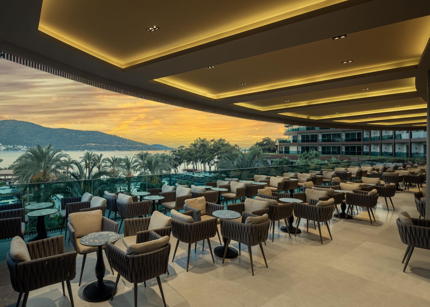 Vogue-Hotel-Supreme-Bodrum-Terrace-10