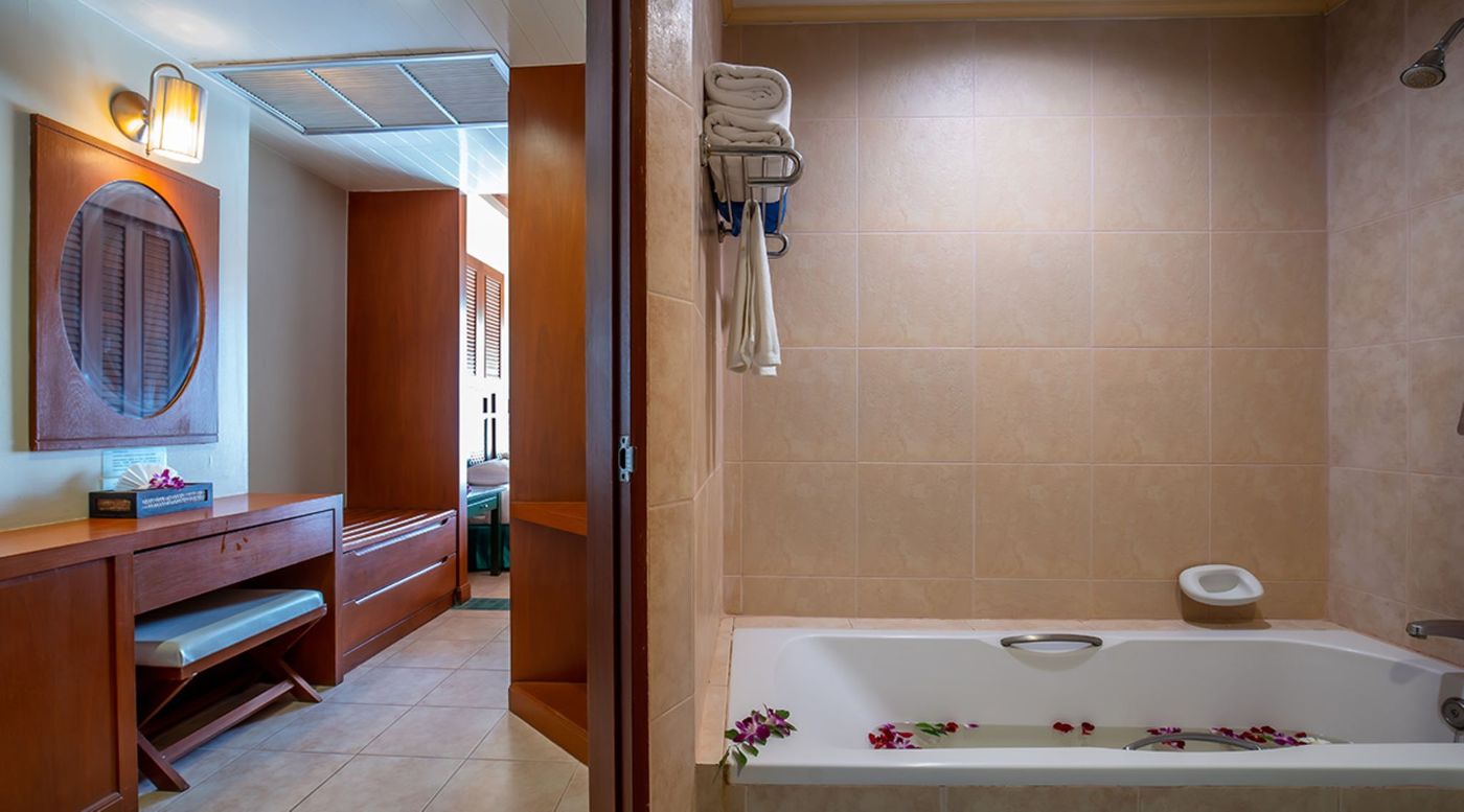 Karon-Princess-Hotel-Room-37