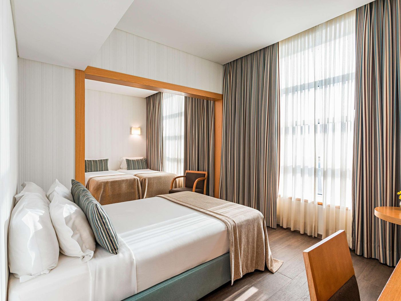 Mercure-Lisboa-Almada-Hotel-Room-22