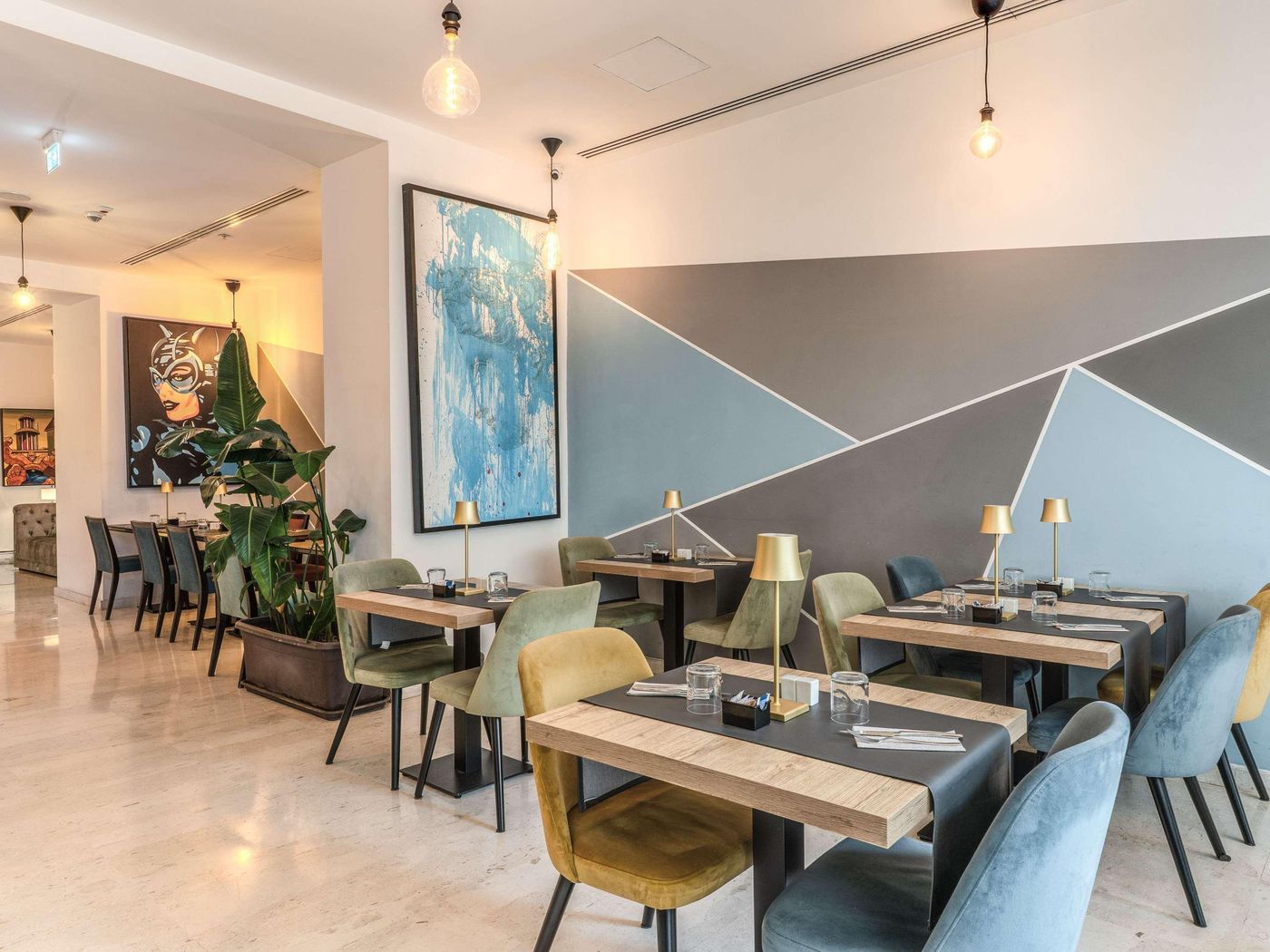 Mercure-Roma-Centro-Termini-Restaurant-60