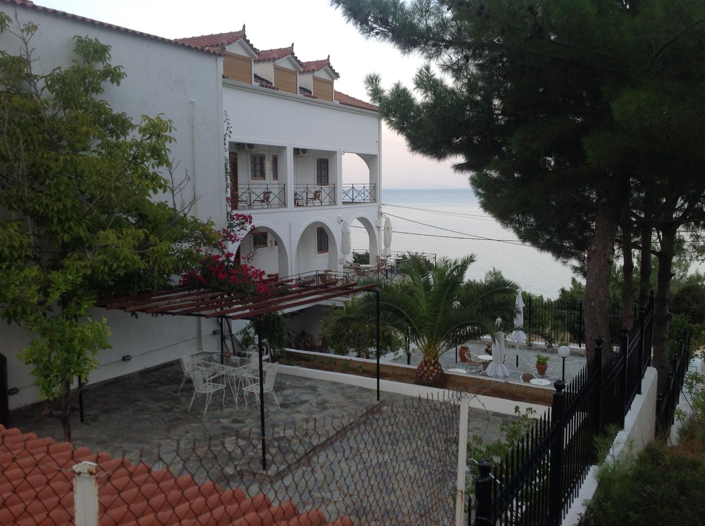 Travlos-Studios-General-view-2