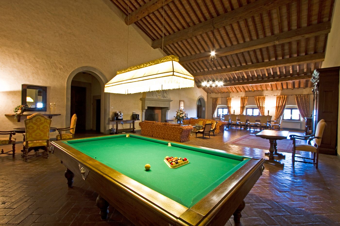 Tenuta di Artimino Melia Collection