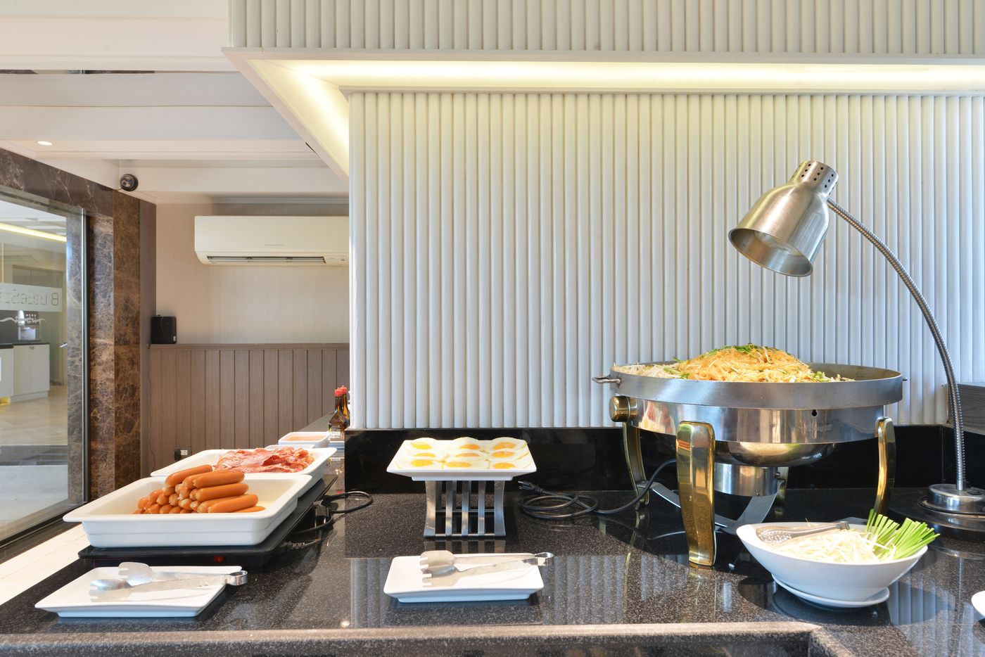 Centre-Point-Plus-Hotel-Pratunam-Restaurant-59